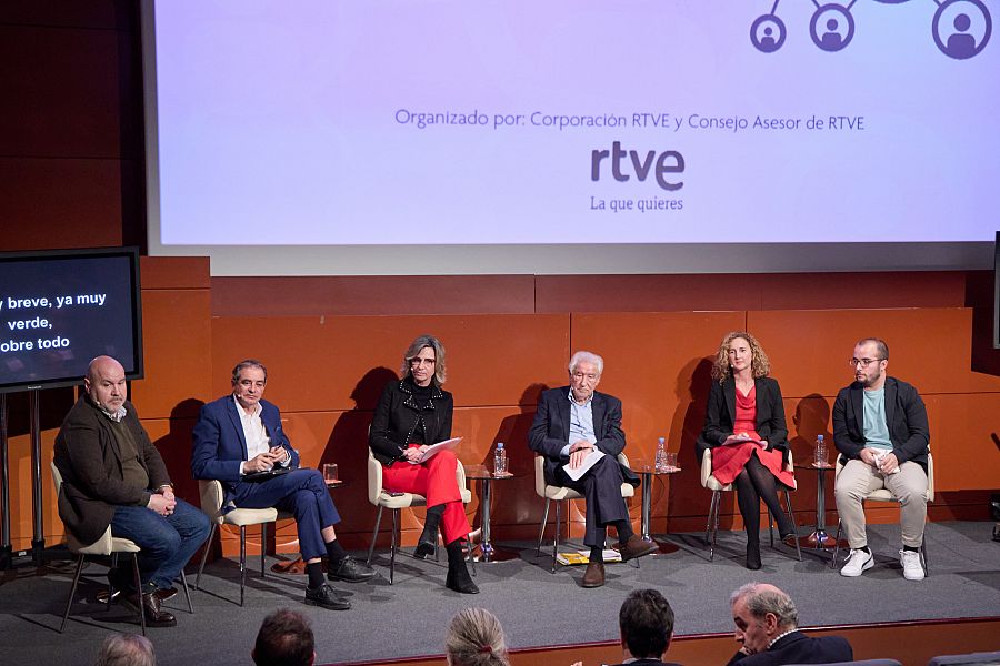 Segunda mesa redonda