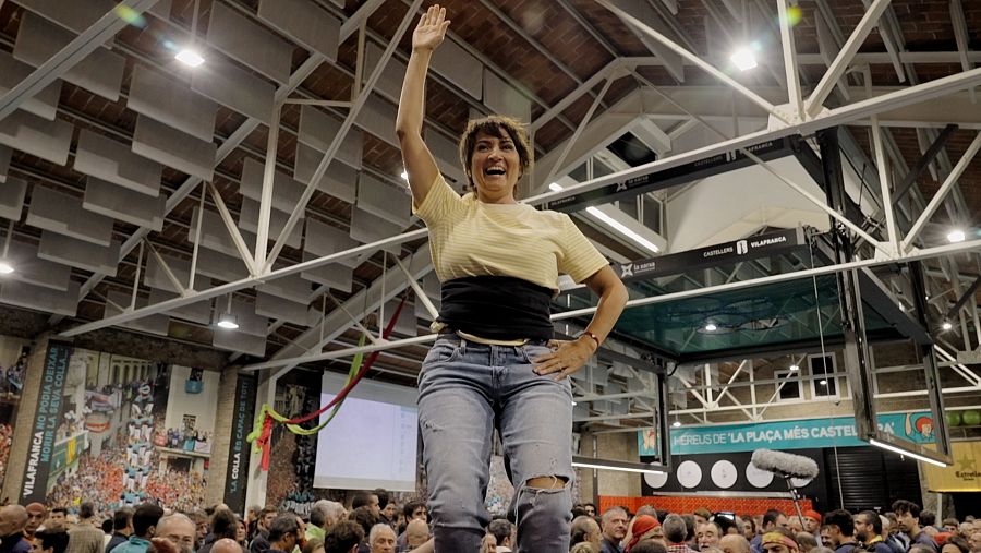 Sílvia Abril s'anima a fer l'aleta amb els Castellers de Vilafranca