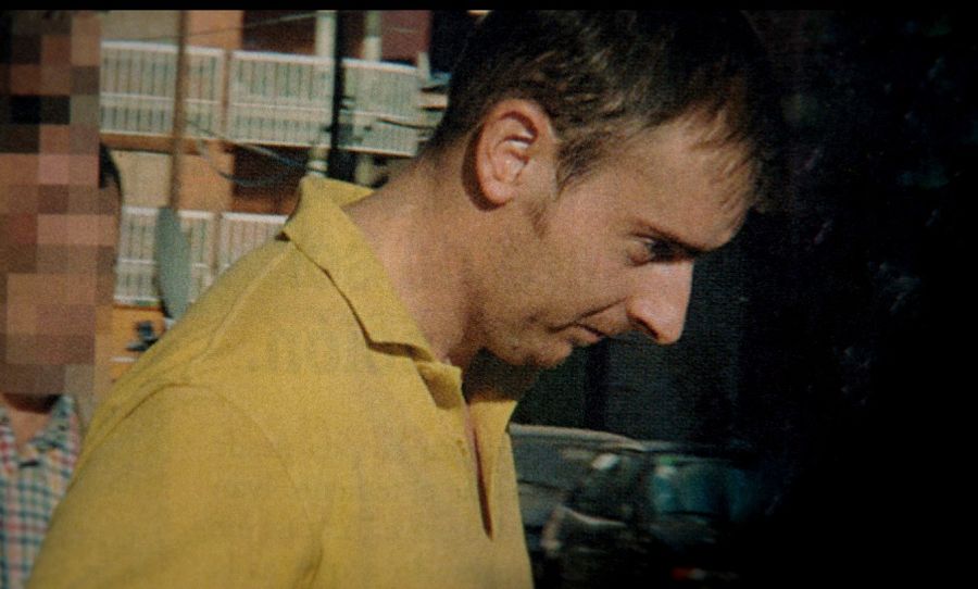 Fotograma de la serie original de RTVE Play 'El Asesino de la baraja'