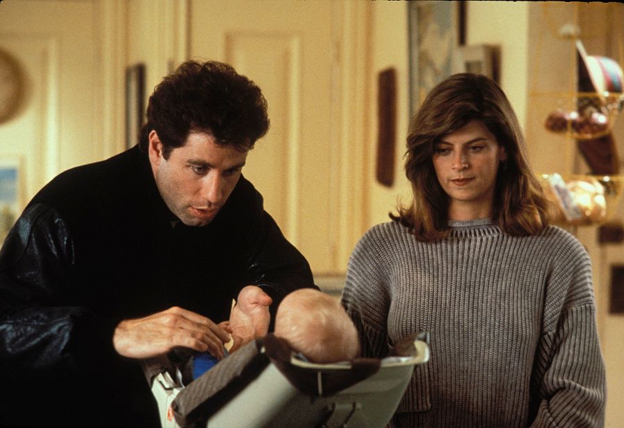 Kristie Alley y John Travolta en 'Mira quién habla' (1989)