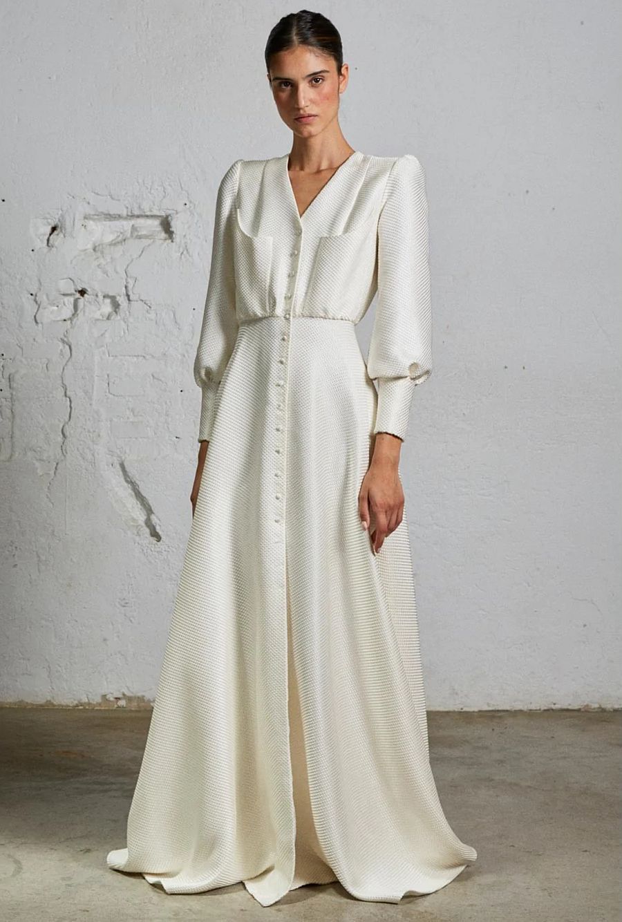 Vestido camisero y sencillo. Una tendencia muy favorecedora y elegante