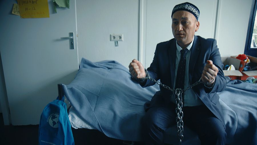 Omir Bekali, uigur, detenido y trasladado a un campo de concentración, torturado