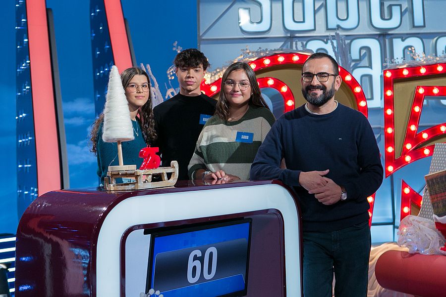 Alumnos de IES Universidad Laboral de Cáceres en 'Saber y ganar'