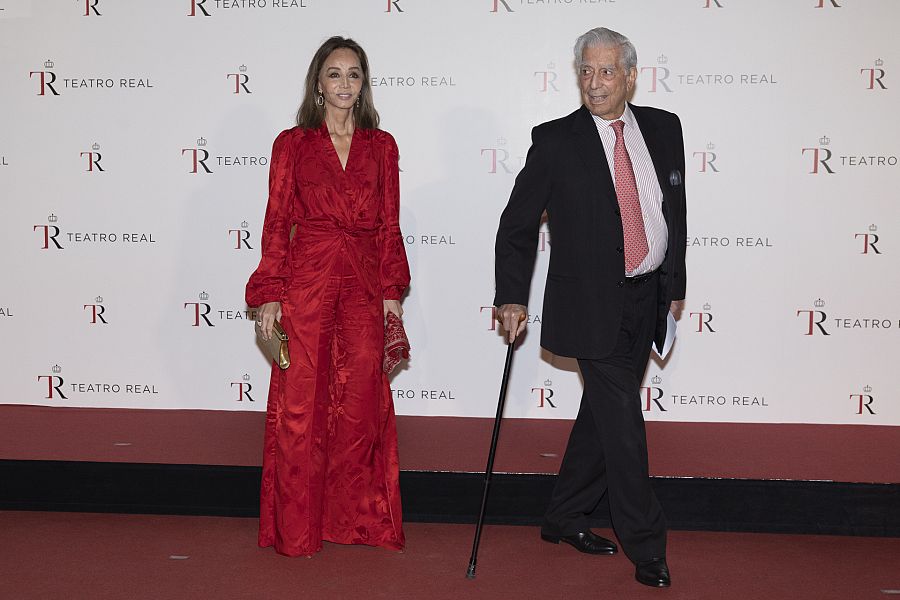 Mario Vargas Llosa se convirtió en un reclamo más en las apariciones públicas de Isabel Preysler