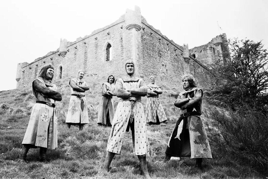 Los caballeros de la mesa cuadrada pelicula reparto