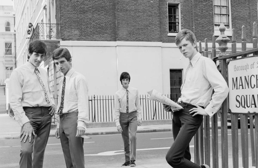 David Bowie y The Lower Third