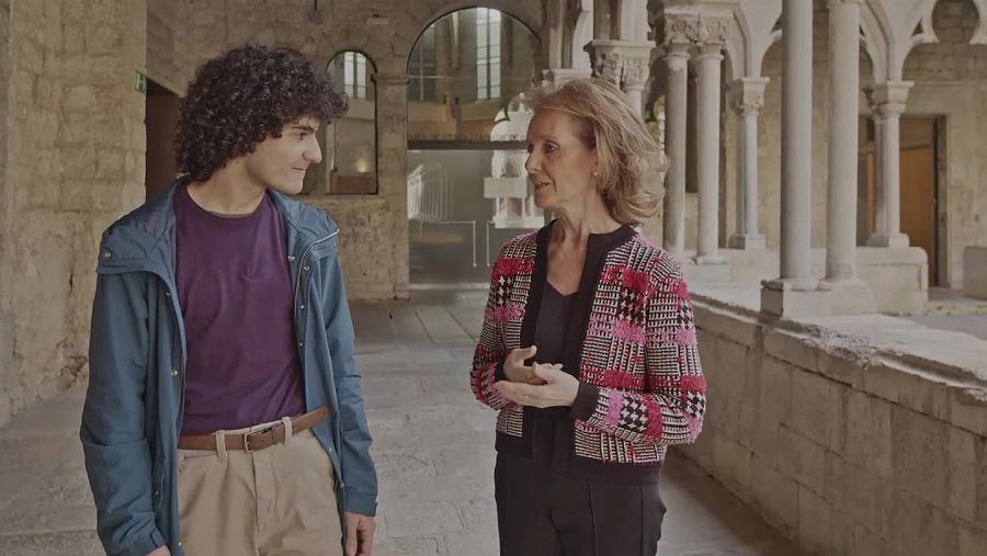 Mario G. Obrero y Mariàngela Vilallonga desde la Facultad de Letras de la Universitat de Girona