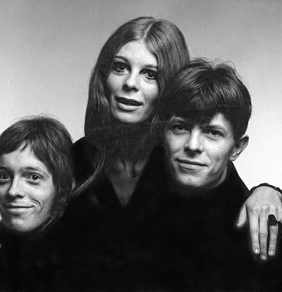 David Bowie y Hermione Farthingale