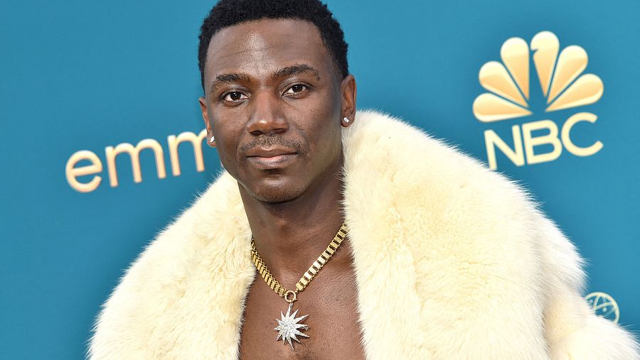 Globos de Oro 2023: Todos pendientes de Jerrod Carmichael, el presentador:
