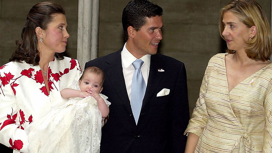 La Infanta Cristina en el bautizo de su ahijada Arrieta, hija mayor de Alexia de Grecia y Carlos Morales