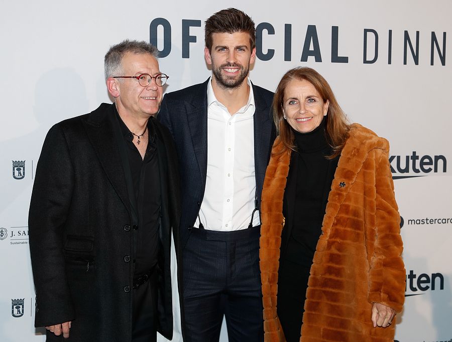 Gerard Pique y sus padres, Joan Pique y Montserrat Bernabeu