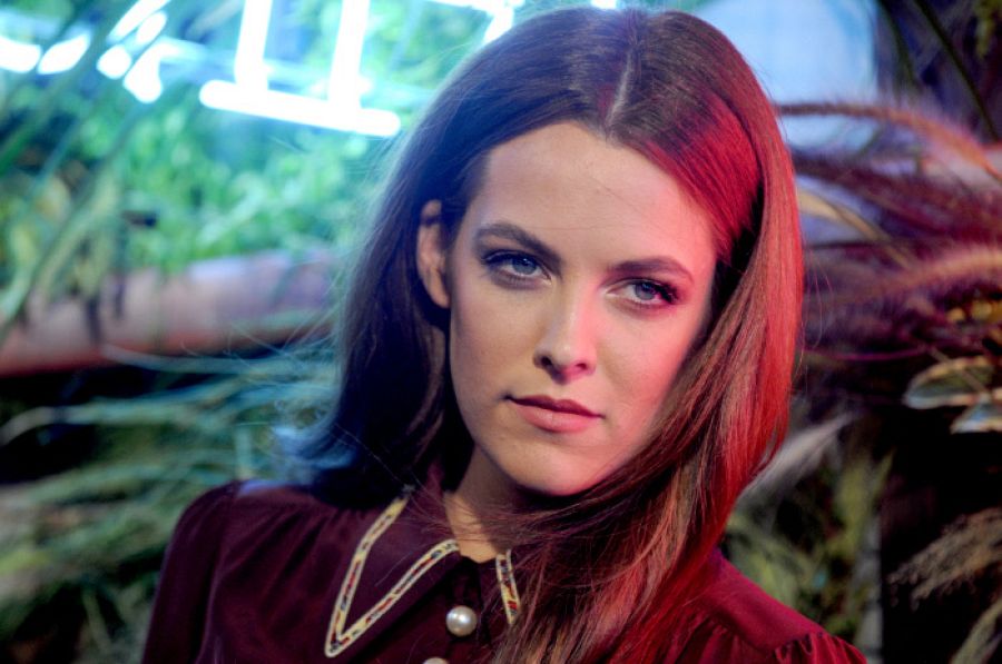 La actriz Riley Keough