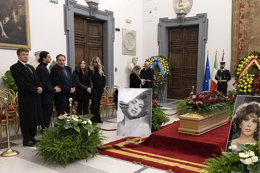 La capilla ardiente de Gina Lollobrigida