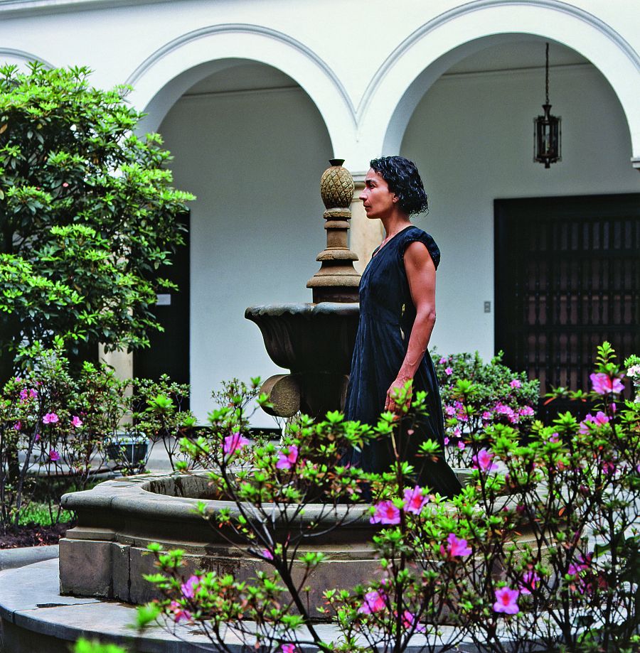 Esta tierra es mi cuerpo (María Teresa Hincapié, 1992/2022, ante América, Casa de la Moneda, Banco de la República, Bogotá)