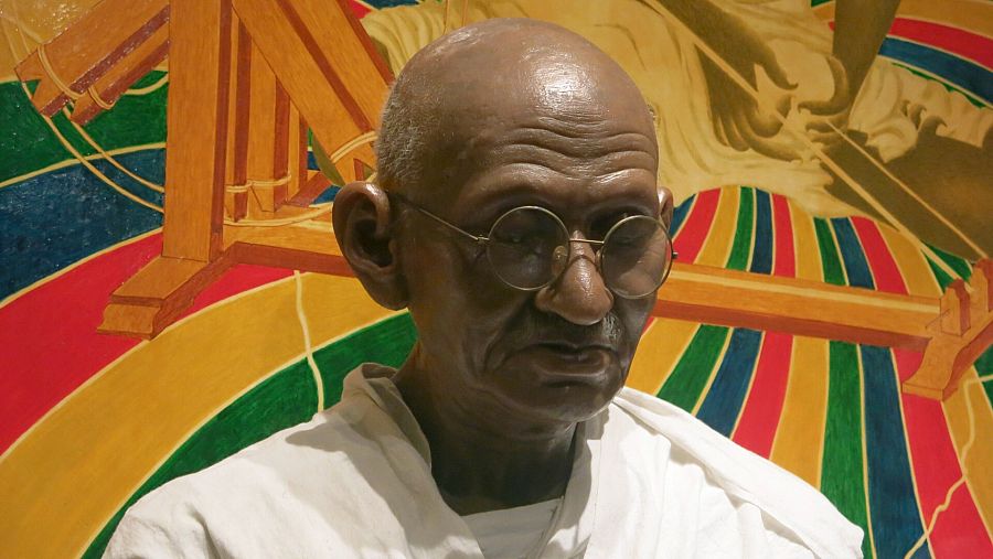 Una estatua de Mahatma Gandhi exhibida en el museo Gandhi Smriti de Nueva Delhi.
