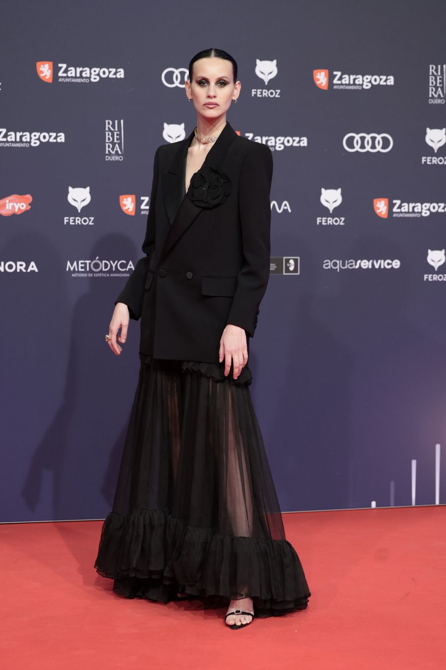 Milena Smit en la alfombra roja de los Premios Feroz 2023