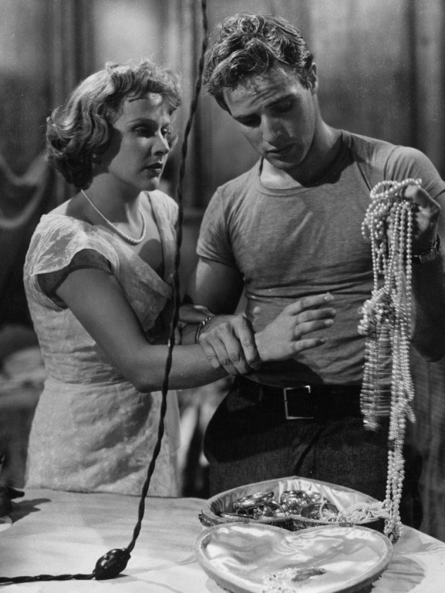 marlon brando y vivienne leigh en un tranvia llamado deseo
