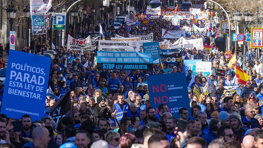 Manifestación contra la Ley de Bienestar Animal en Madrid