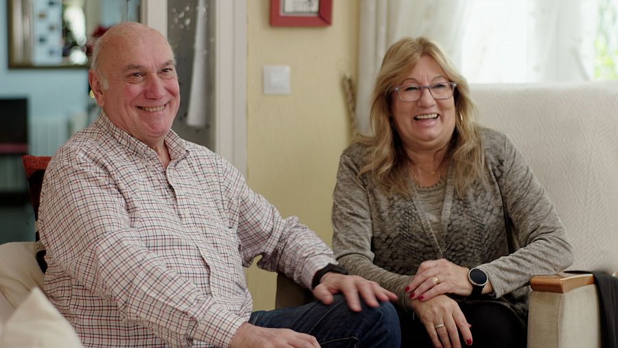 La Mercè i en Josep en un moment de l'entrevista, viuen a Sabadell i porten més de 50 anys en parella