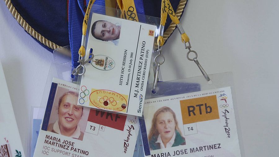 Imágenes de acreditaciones de prensa de María José Martínez Patiño