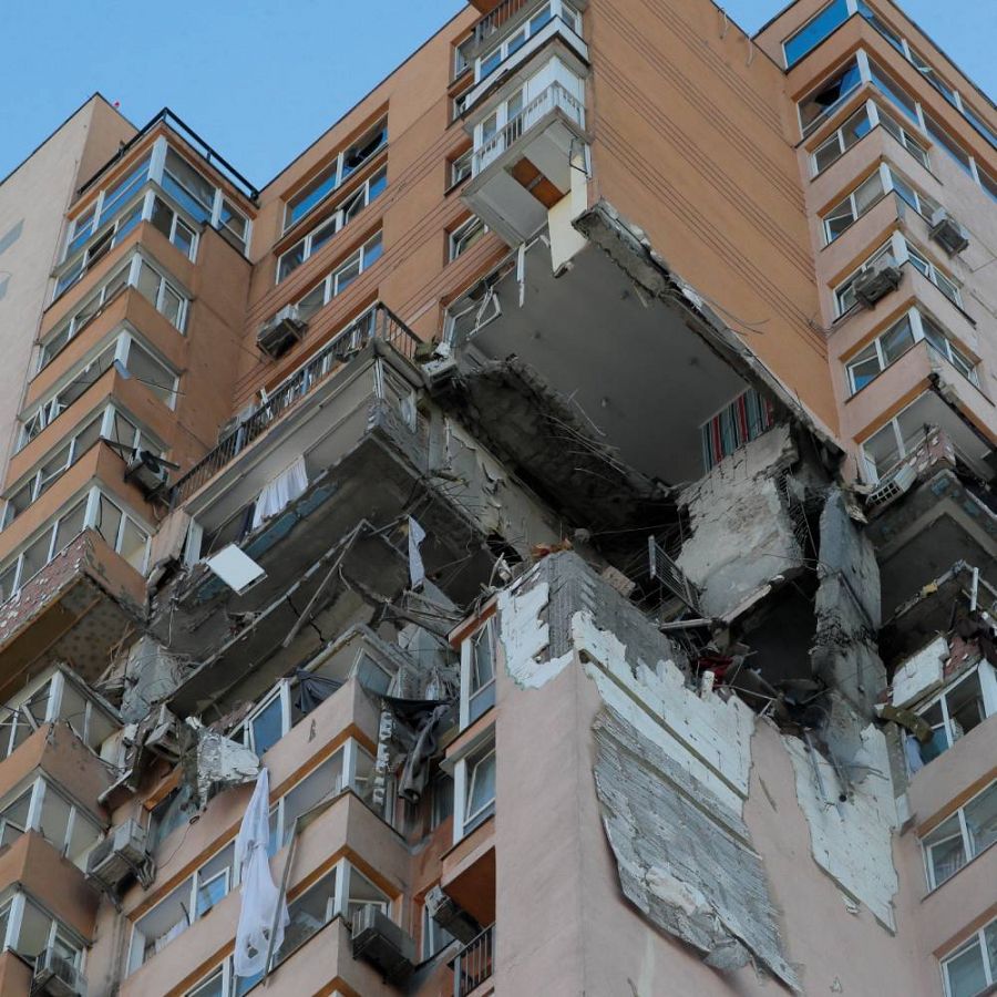 Daños en el apartamento de Kiev el 26 de febrero de 2022