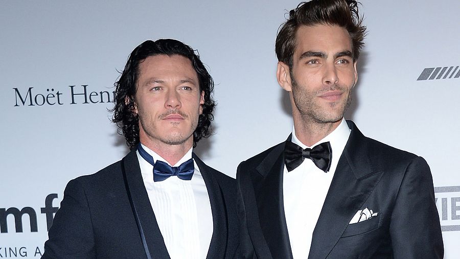 Luke Evans con Jon Kortajarena