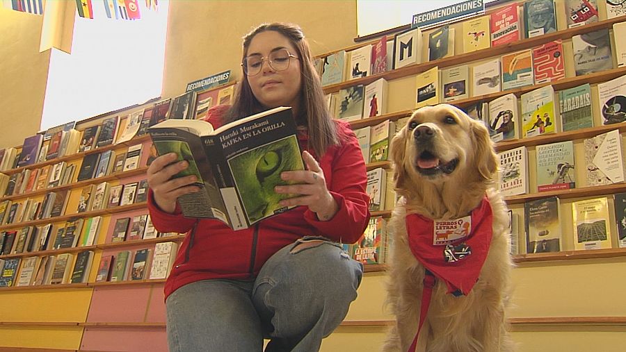 Carolina y Summer, Asociación Perros y Letras