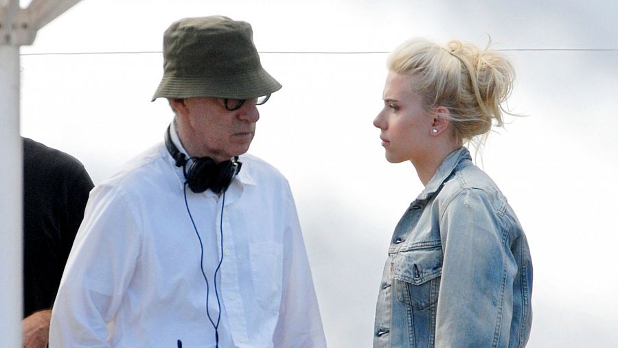 Woody Allen y Scarlett Johansson en el rodaje de 'Vicky, Cristina Barcelona'