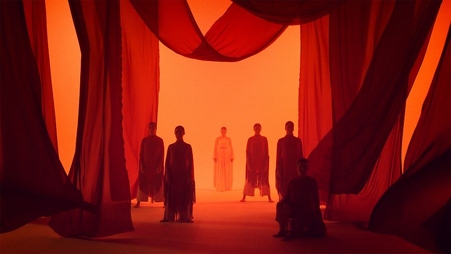 Blanca Paloma y sus bailarinas durante la grabación del videoclip de 