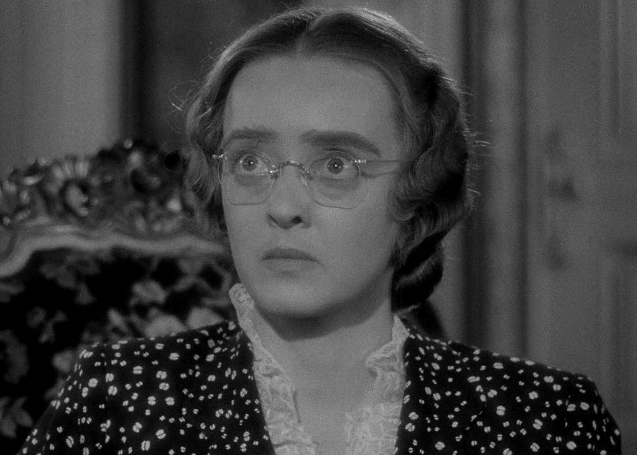 Bette Davis en 'La extraña pasajera'