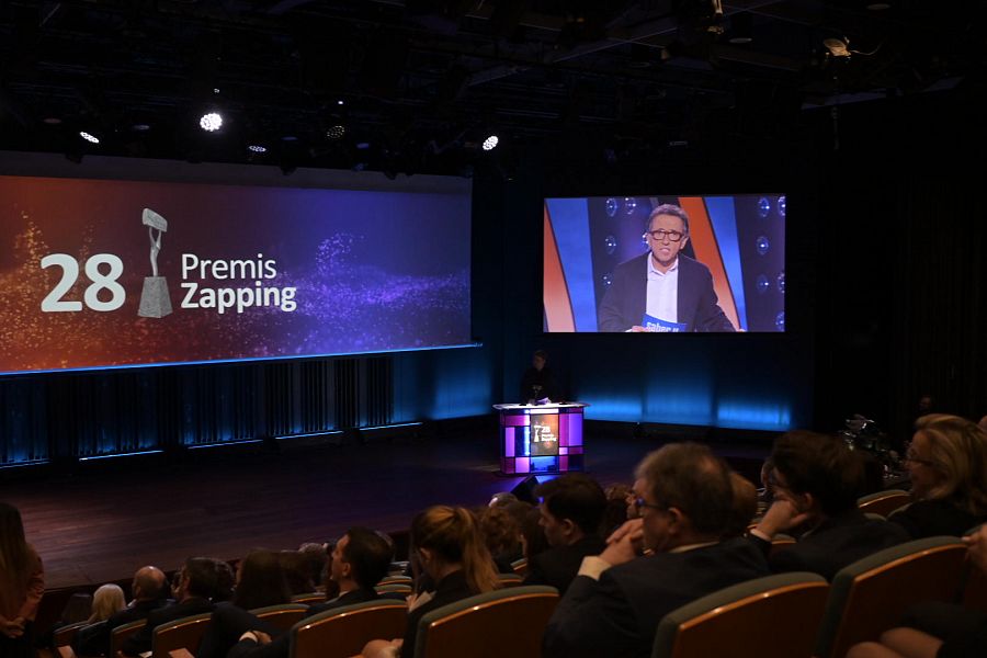 Premis Zapping i el vídeo de Jordi Hurtado a una de les pantalles