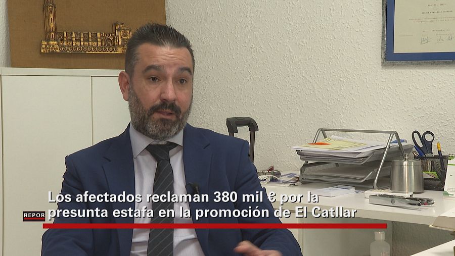 El abogado penalista, Isaac González, en su despacho de La Canonja, en Tarragona