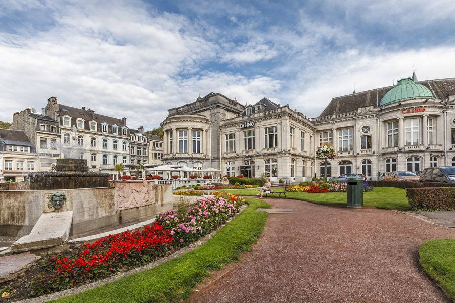 Casino de la ciudad belga de Spa, una construcción que dta de 1767 y que alberga el primer casino moderno de Europa.