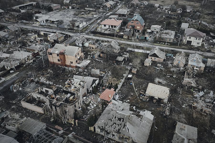 Vista aérea de Bajmut, donde se aprecia la destrucción por la guerra