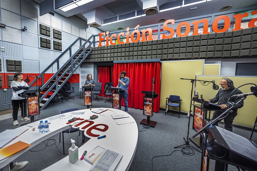 Durante la grabación de 'La Tribuna'