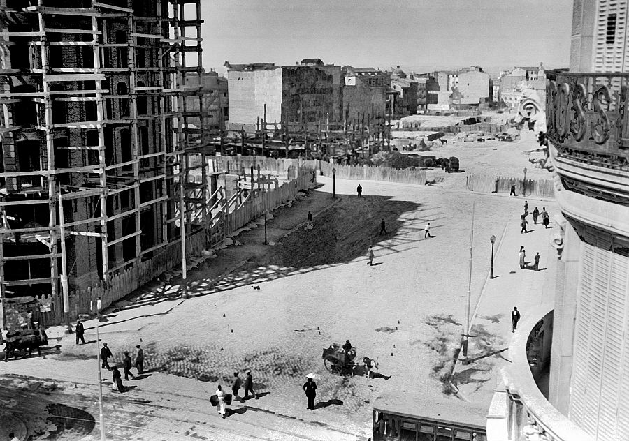 Inicios de la construcción de la Gran Vía