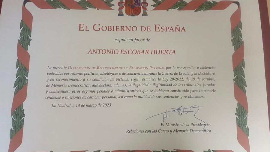 Declaració de reconeixement i reparació personal al general Antonio Escobar