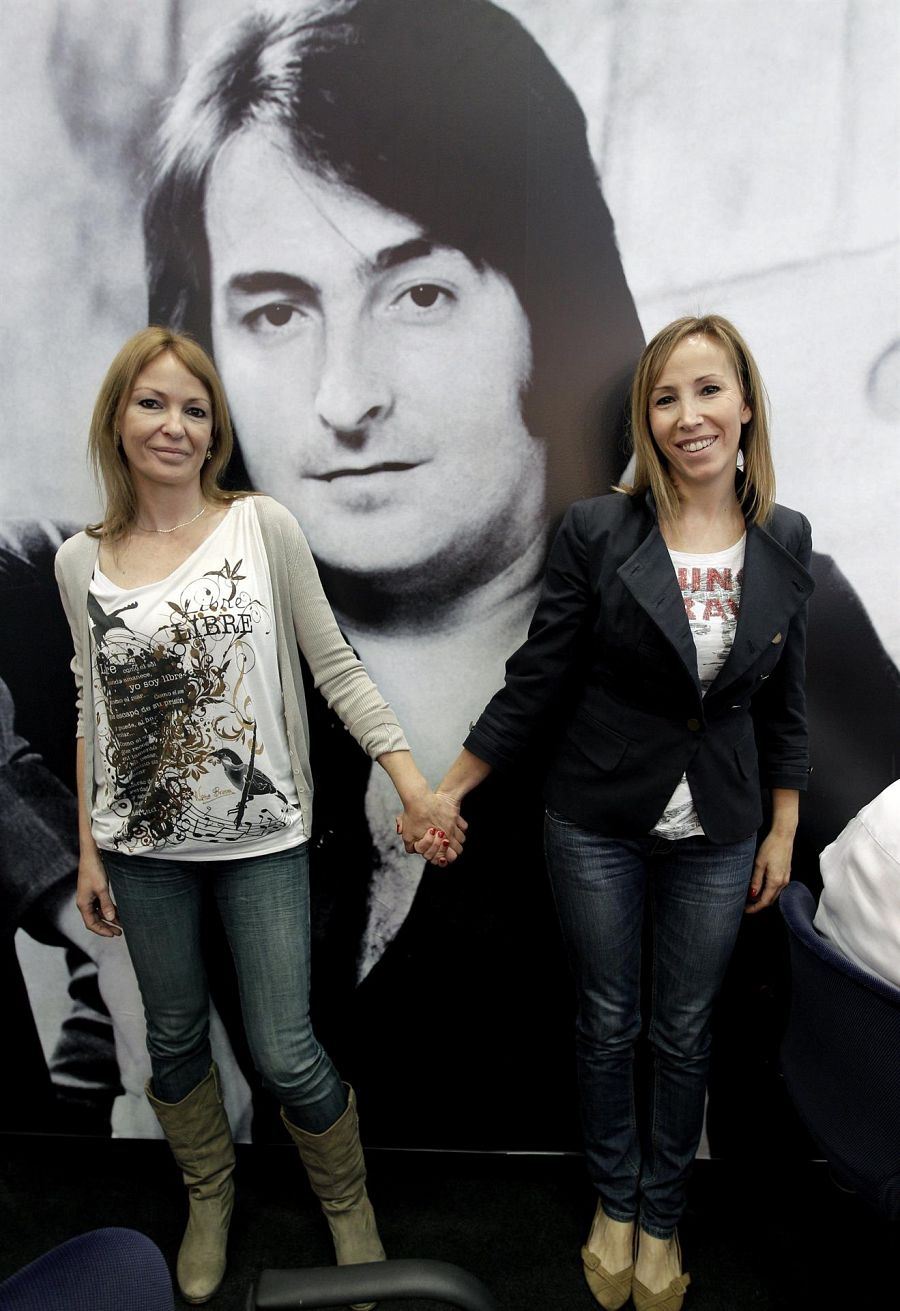 Amparo y Eva Ferri, hijas de Nino Bravo