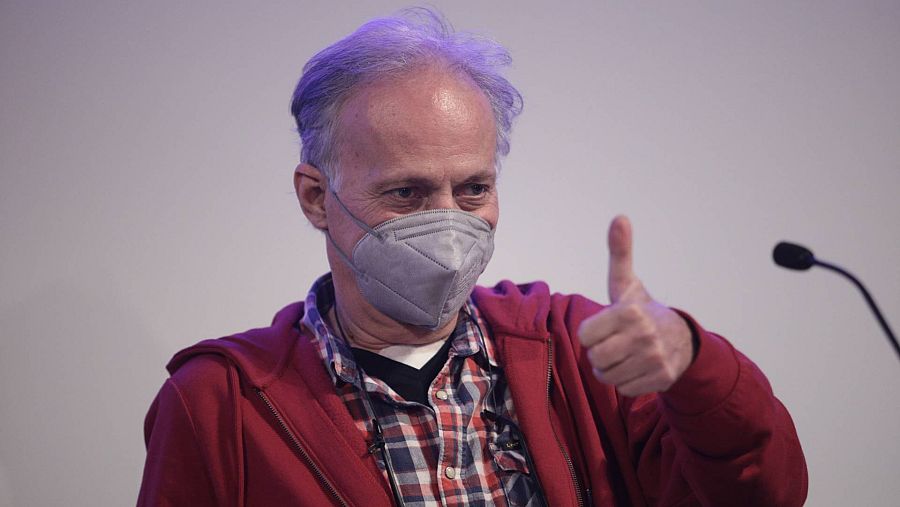 Xavier, el paciente que ha recibido el primer trasplante pulmonar robótico sin abrir el tórax.