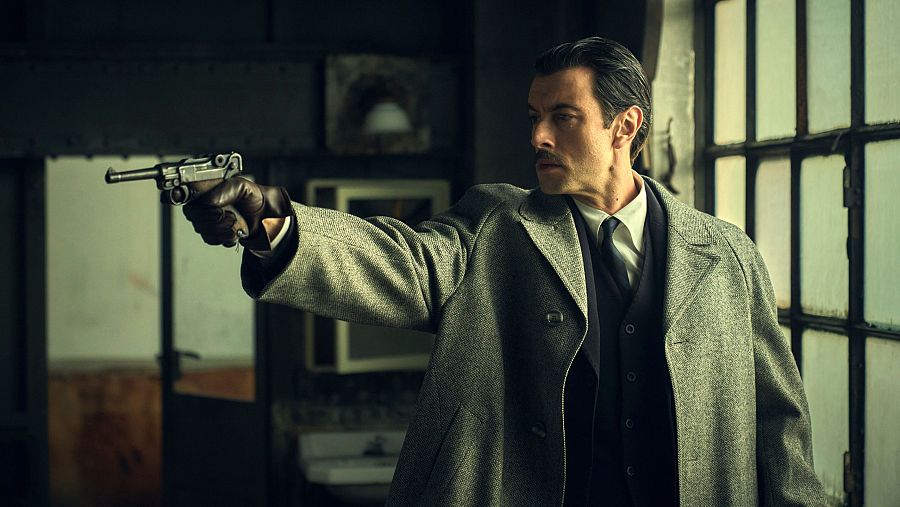 Javier Rey es el protagonista de 'Los pacientes del doctor García'