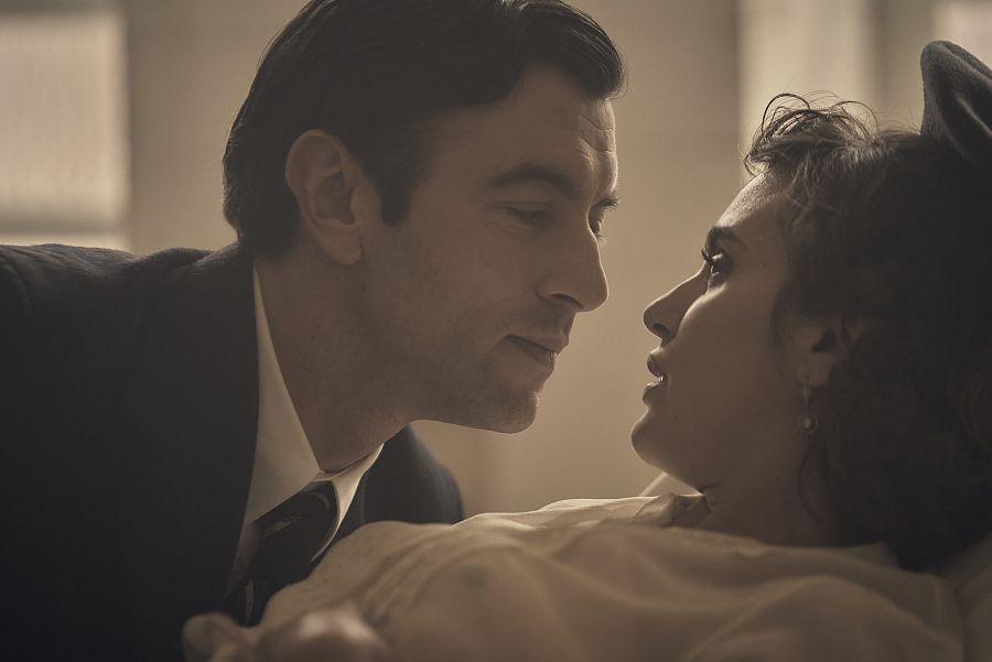 Javier Rey y Verónica Echegui en 'Los pacientes del doctor García'