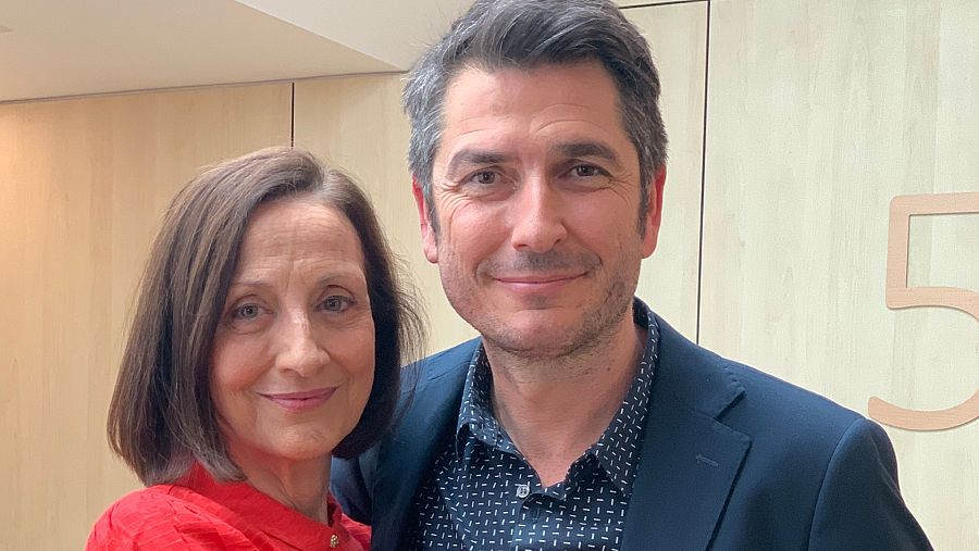 Carme Elías durante su entrevista en La Matemática del Espejo, con Carlos del Amor