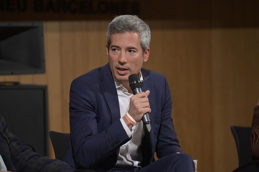 Oriol Nolis durant la seva intervenció a la presentació de 'Terenci. La fabulación infinita'