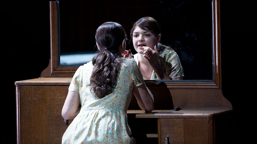 La contralo Anna Lapkovskaja