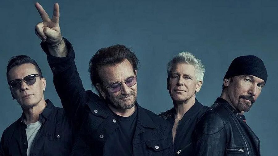 Los cuatro componentes del grupo de música U2