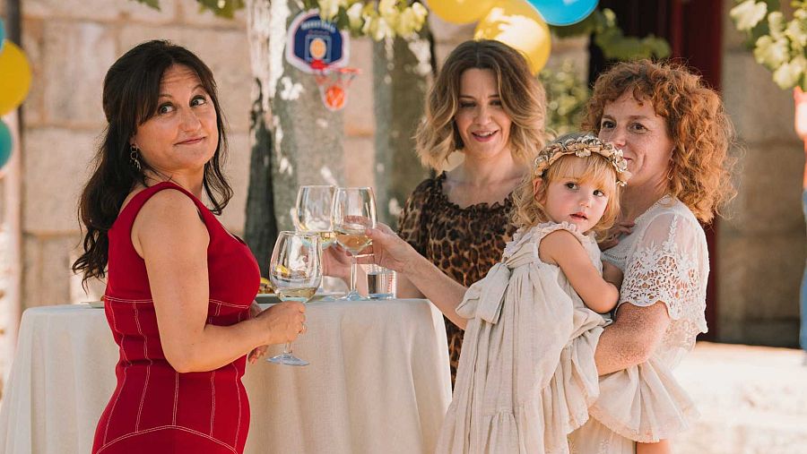 María Vázquez entre el reparto de 'Cuñados'