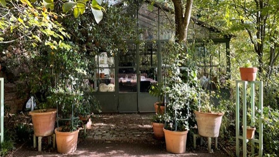 El paisajista uruguayo Leandro Silva Delgado ha creado un obra de arte vegetal en el Romeral de San Marcos, con más de trescientas especies