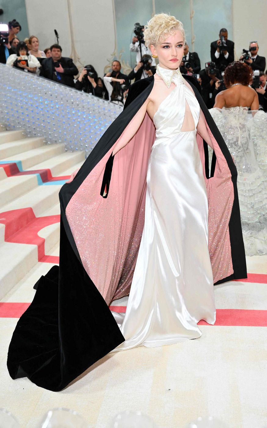 Julia Garner en la Gala Met 2023