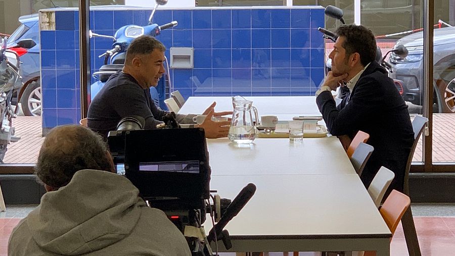 Jorge Javier Vázquez se sincera con Carlos del Amor en 'La Matemática del Espejo' sobre su futuro profesional