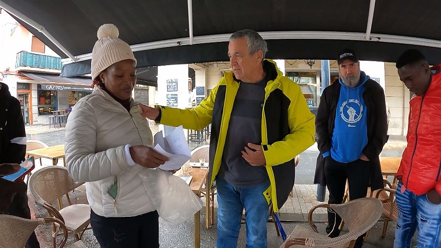 La Red de Acogida de Irún ofrece asesoramiento a las personas migrantes